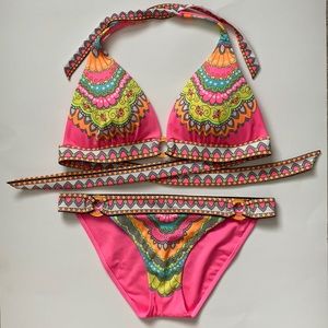 Victoria’s Secret Swimsuit (top - large, bottoms - small)